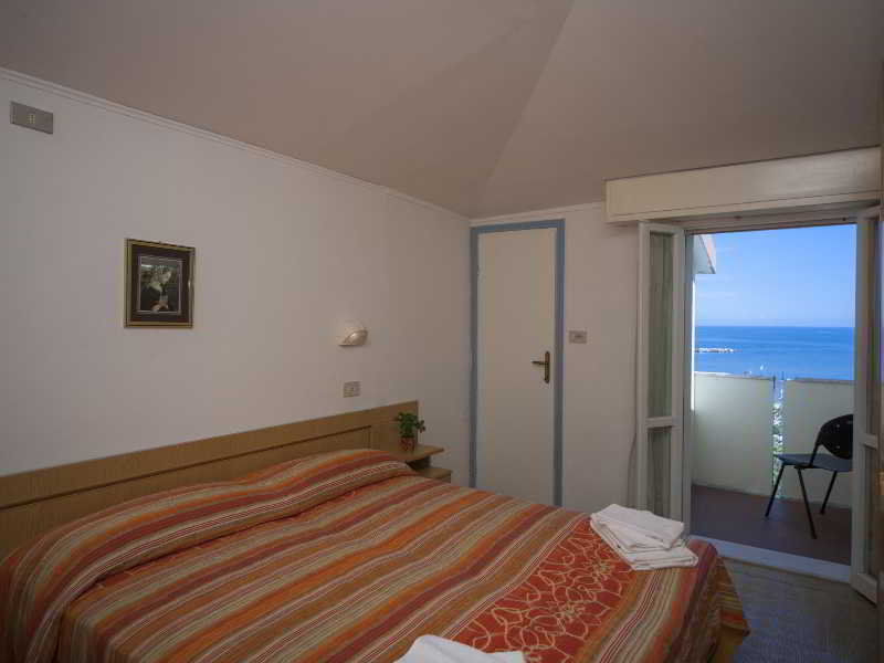 Hotel Rosa Rimini Luaran gambar